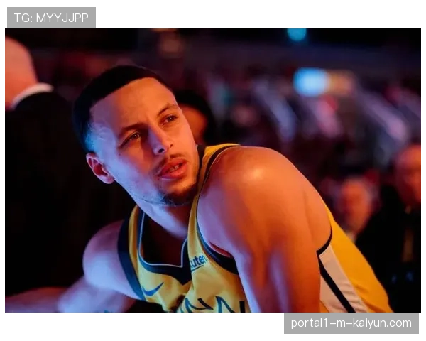 库里无球跑动改变防守逻辑 勇士体系灵魂依旧